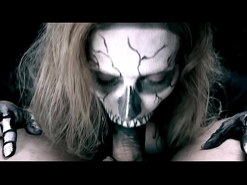 ❤️ ʻO ke kaikamahine daimonio e omo ana i ka moa me kona waha ʻeleʻele a me ka ʻai ʻana. ☑ Porno fb ma haw.xxxdeutschepornos.ru ❤